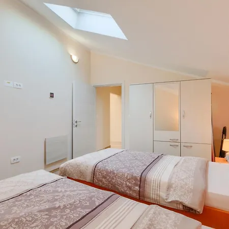 House Horizon Apartman *