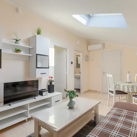 House Horizon Apartman Pazin